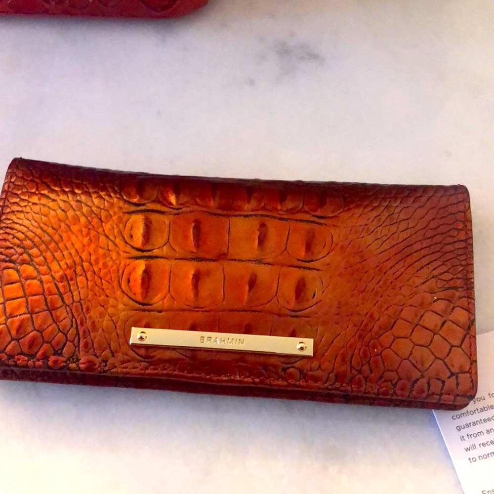 Brahmin chili wallet - ady . Excellent condition